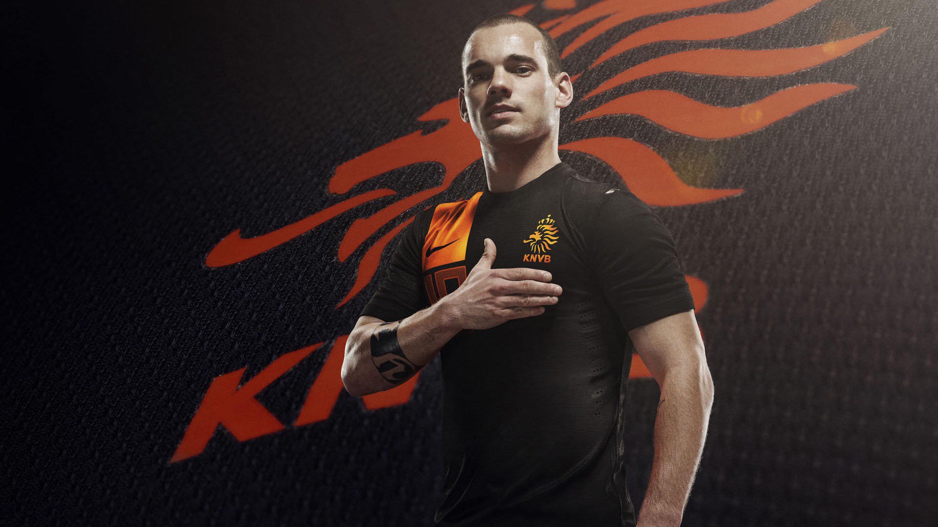 “平板支撑+深蹲组合家庭体能赛” 全家协作完成规定组数